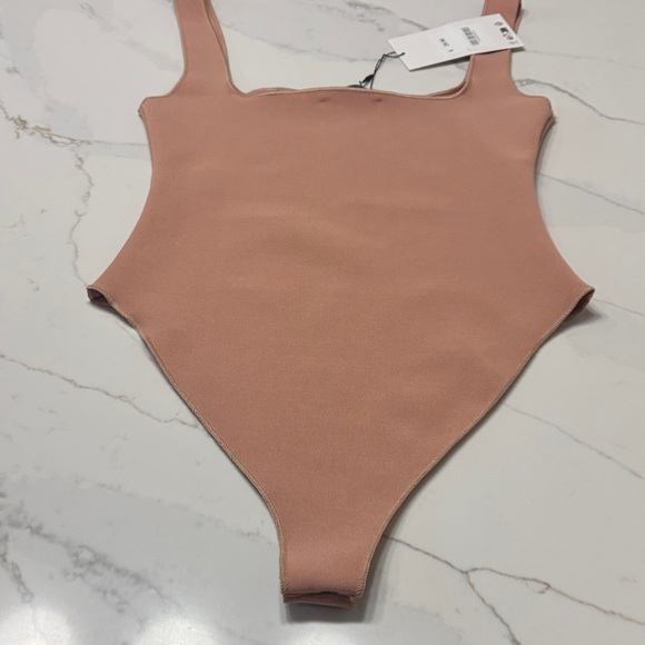 Zara Tan Bodysuit - Picture 6 of 9